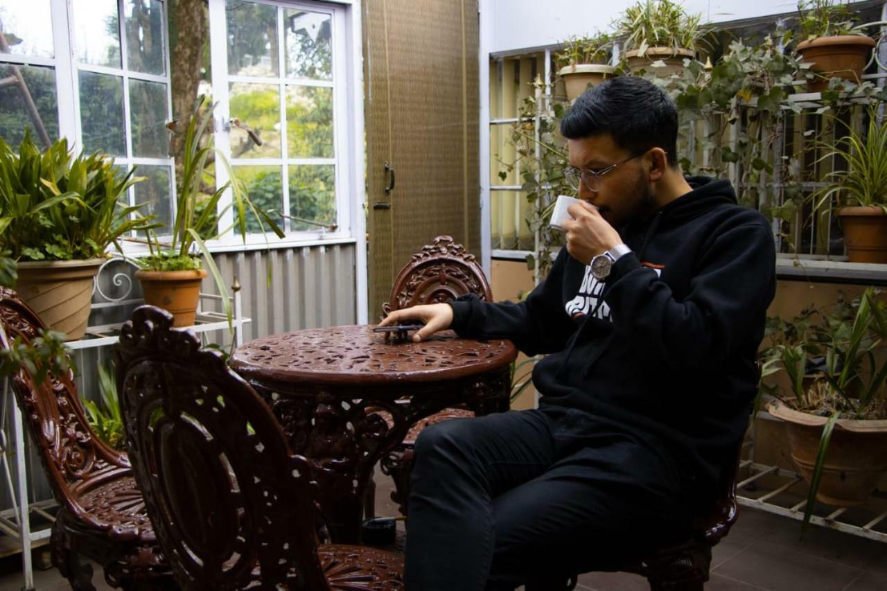 Travellers' Inn Darjeeling (West Bengal) Dış mekan fotoğraf